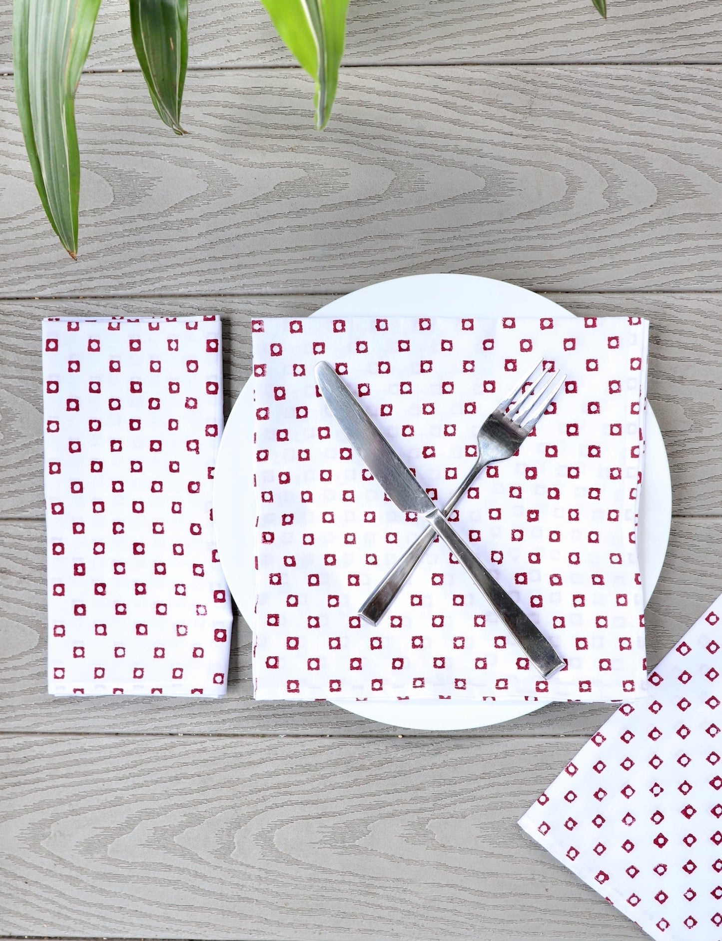 Cloth Napkins - Red Squares - Set of 4 - Passion Lilie