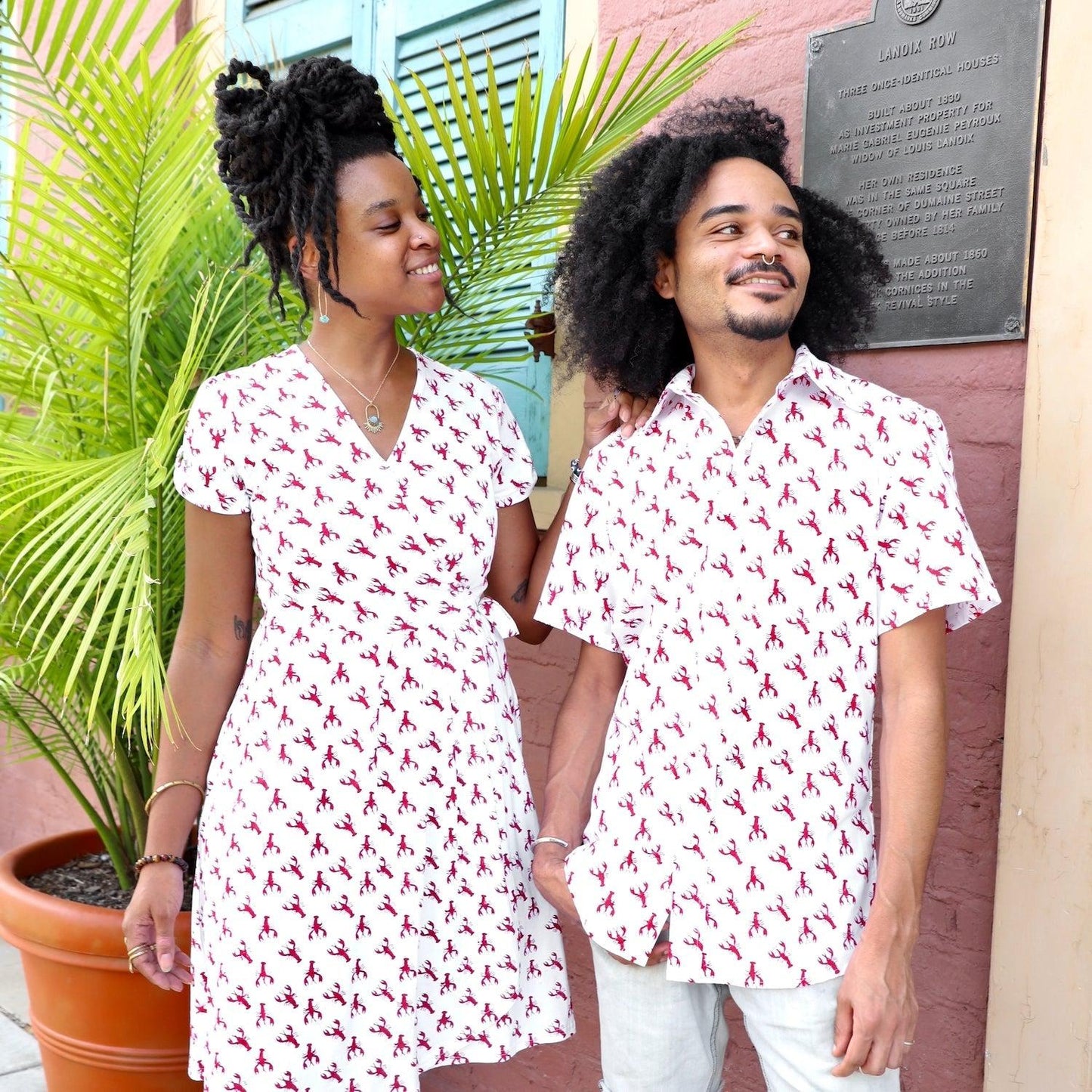 Crawfish Organic Cotton Men's Button Down Shirt - Passion Lilie
