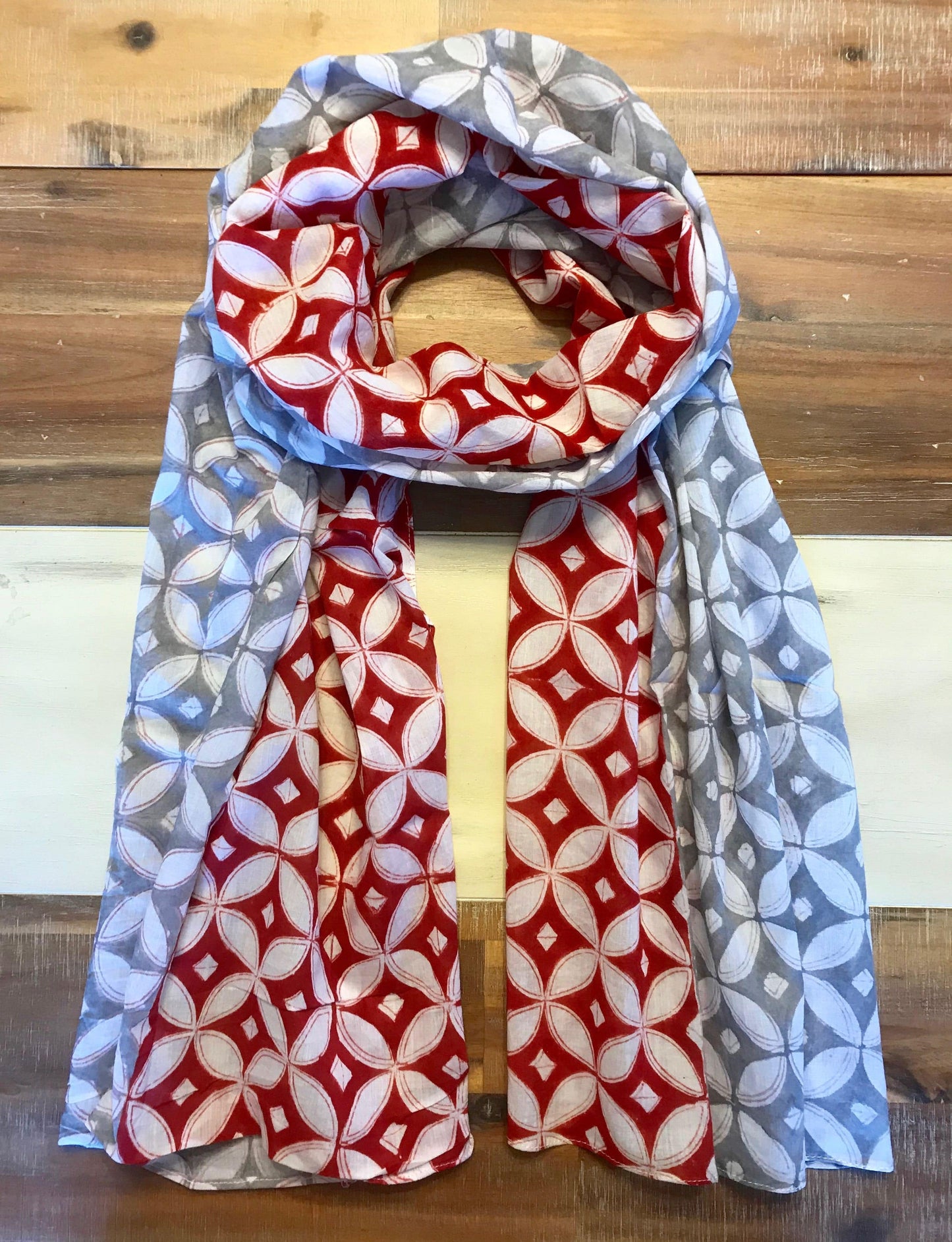Red & Grey Diamond Scarf - Passion Lilie - Fair Trade - Sustainable Fashion