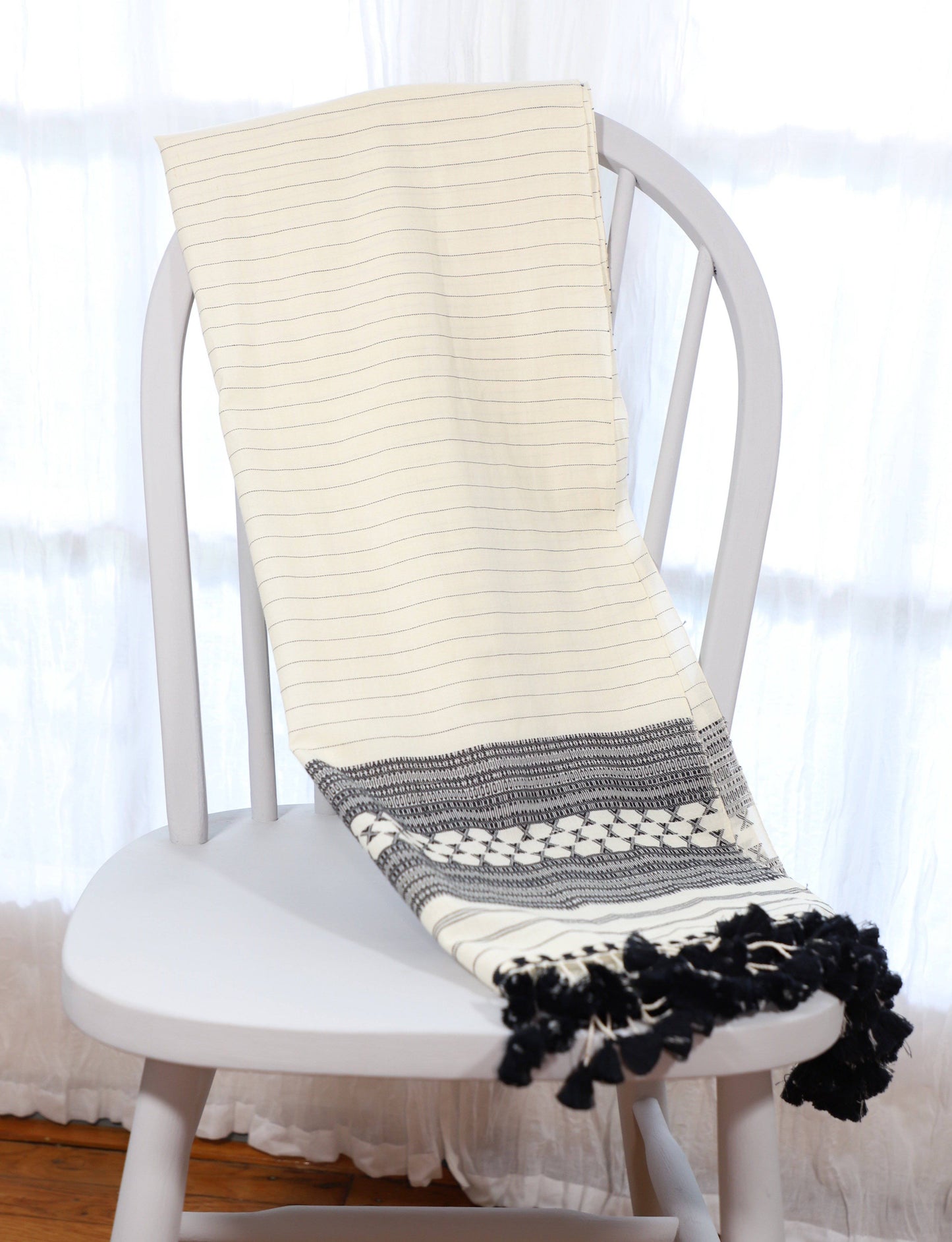 White Kutch Scarf - Passion Lilie - Fair Trade - Sustainable Fashion