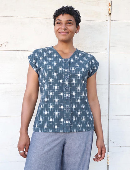 Anniki Button Top - Passion Lilie