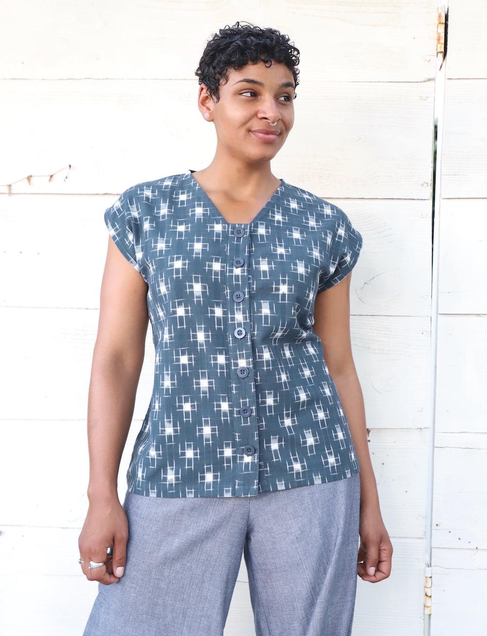 Anniki Button Top - Passion Lilie
