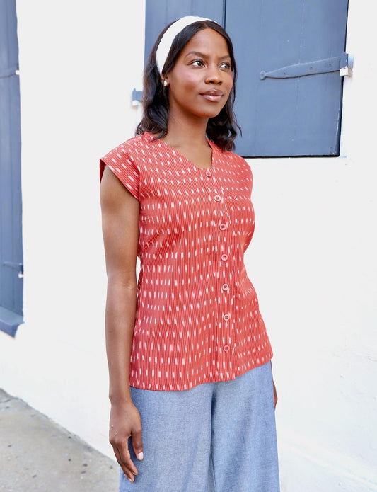 Aurora Button Top - Passion Lilie