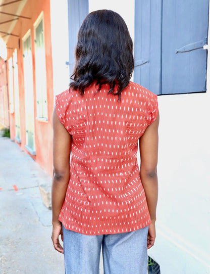 Aurora Button Top - Passion Lilie