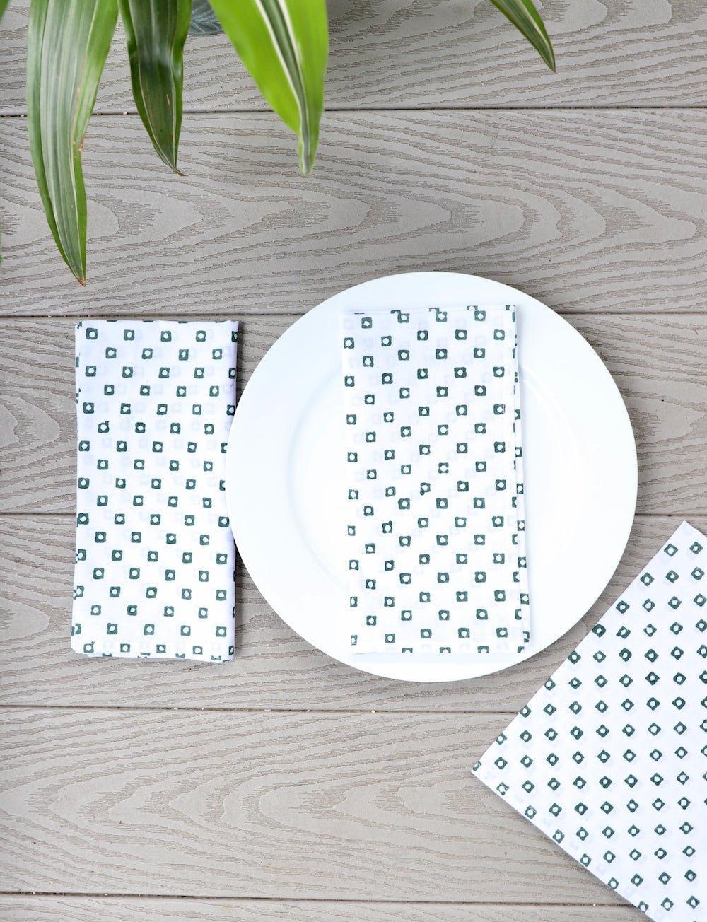 Cloth Napkins - Green Squares - Set of 4 - Passion Lilie