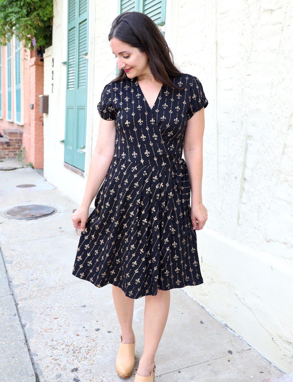 Fleur de Lis Organic Dress - Passion Lilie