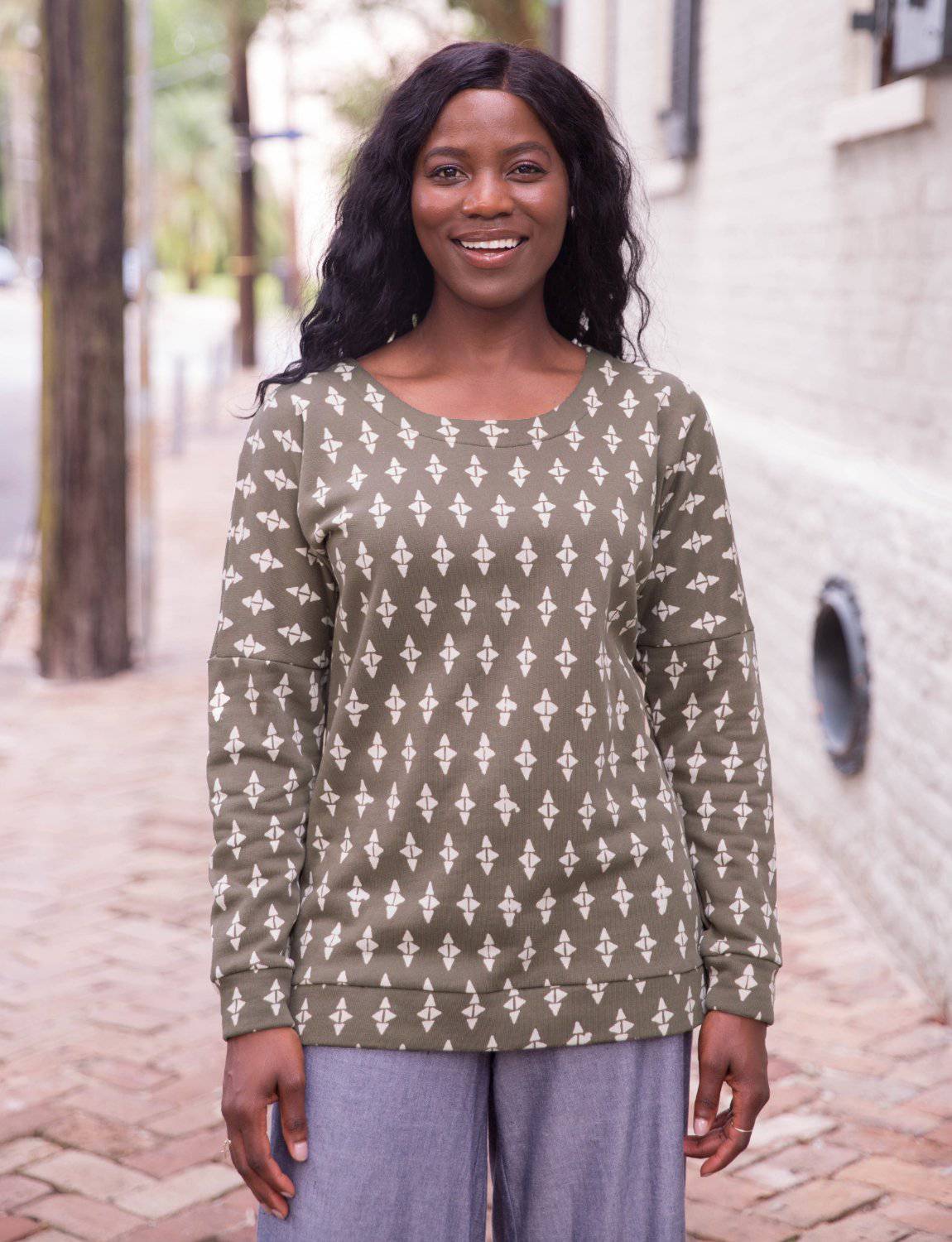 Lennox Organic Fleece Sweater - Passion Lilie - Fair Trade - Sustainable Fashion